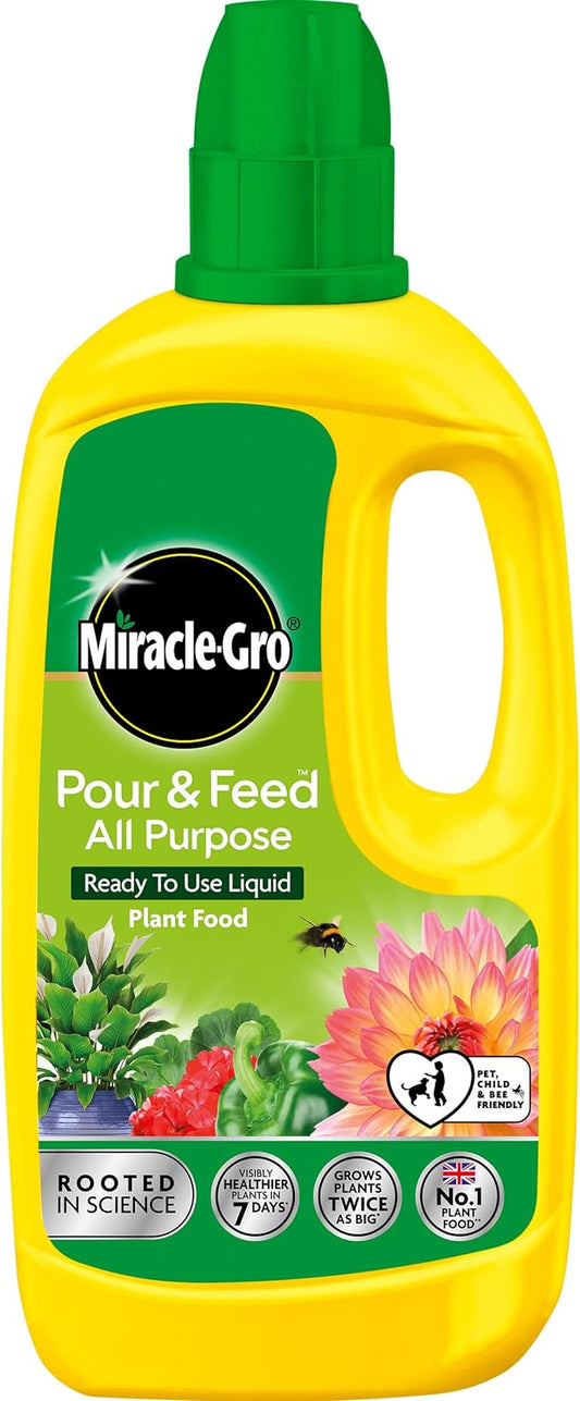 Miracle-Gro Pour and Feed Liquid Plant Food, 1L